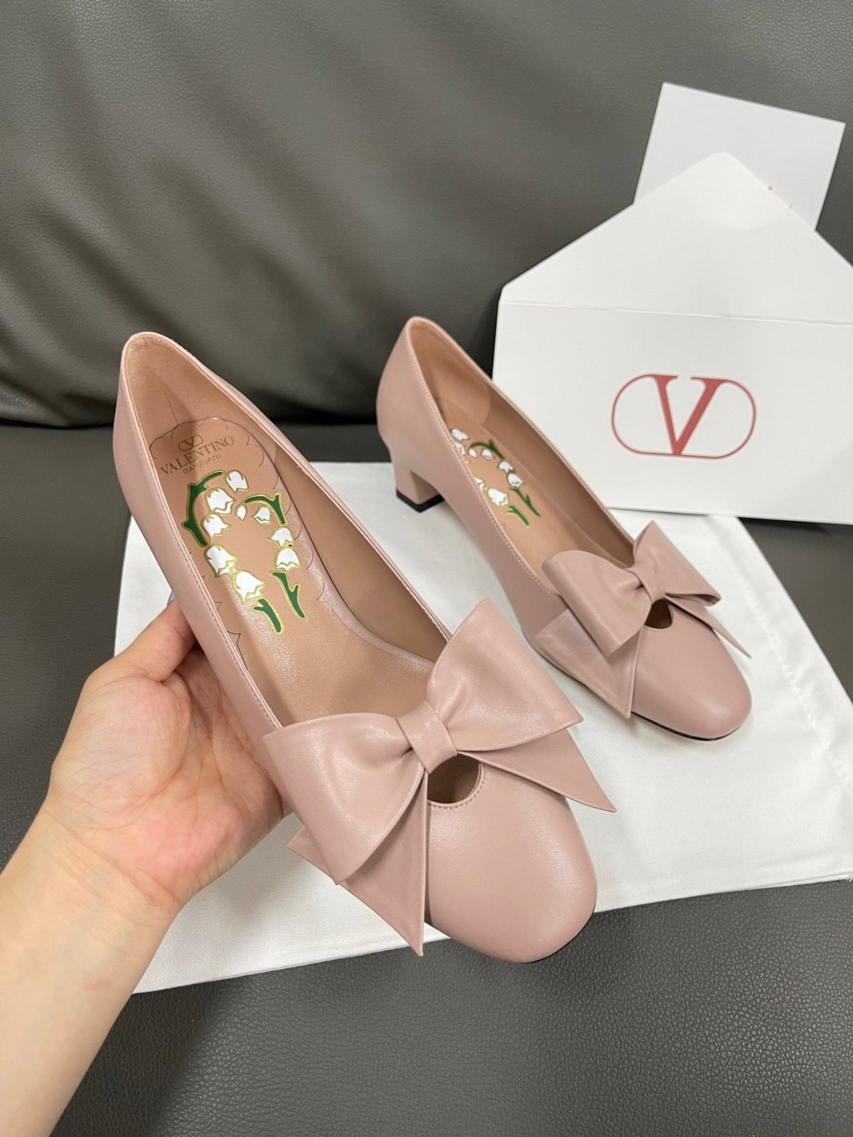 Valentino Women Pink Leather Bow Detail Flats