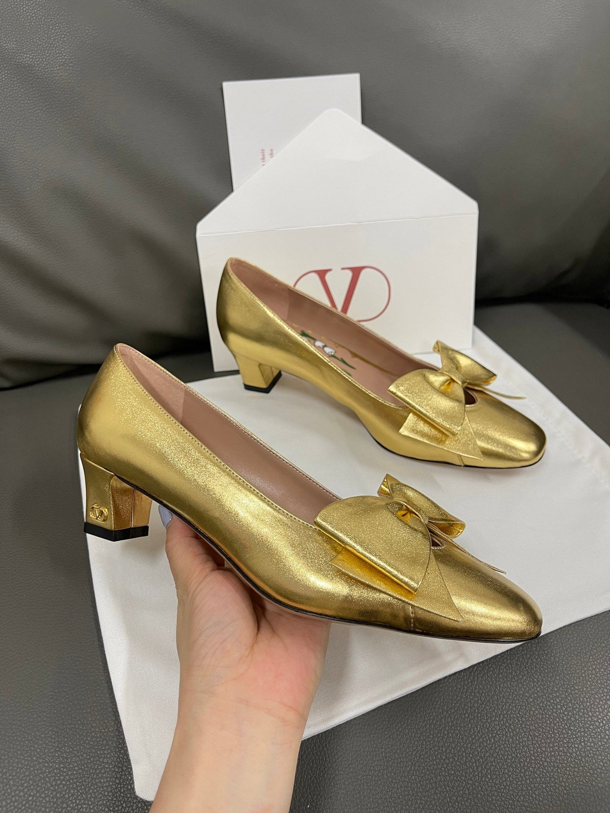 Valentino Women Gold Leather Bow Detail Pumps