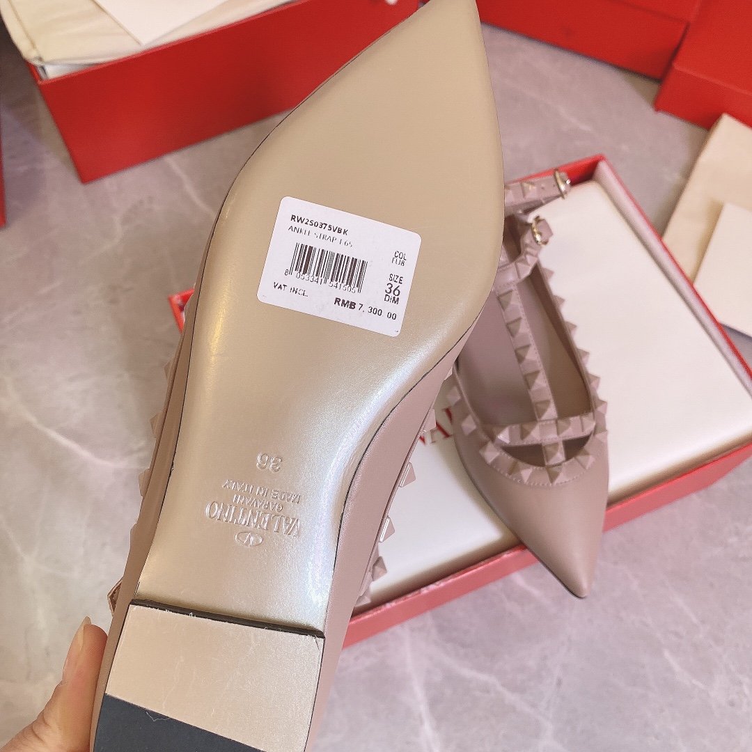 Valentino Women Beige Leather Pointed Flats