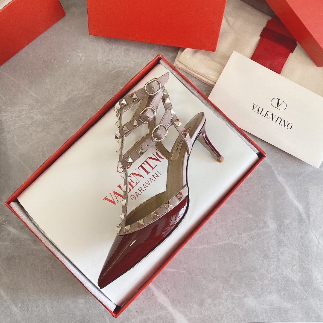 Valentino Women Red Patent Leather Rockstud Flats