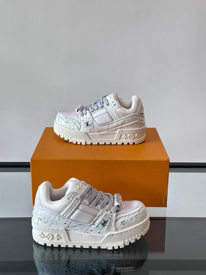 LV Men White Leather Sneakers With Black Splatter
