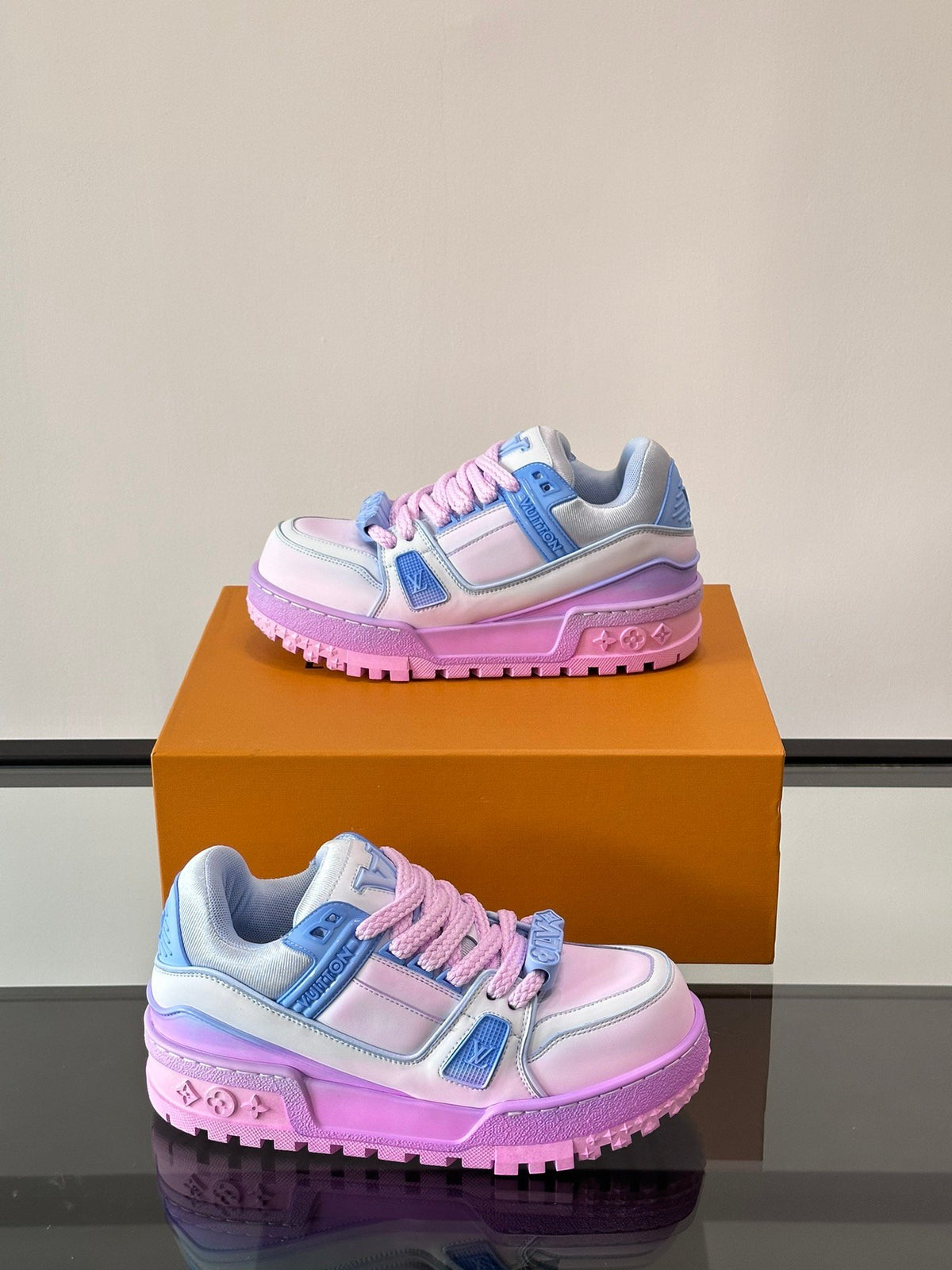 LV Men White and Blue Leather Sneakers