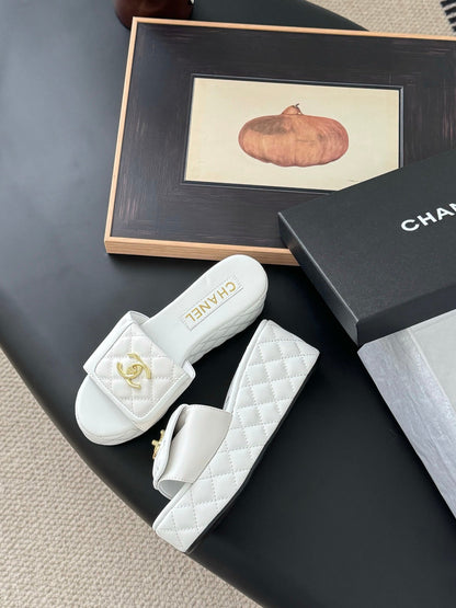 Chanel Women White Quilted Leather Slides