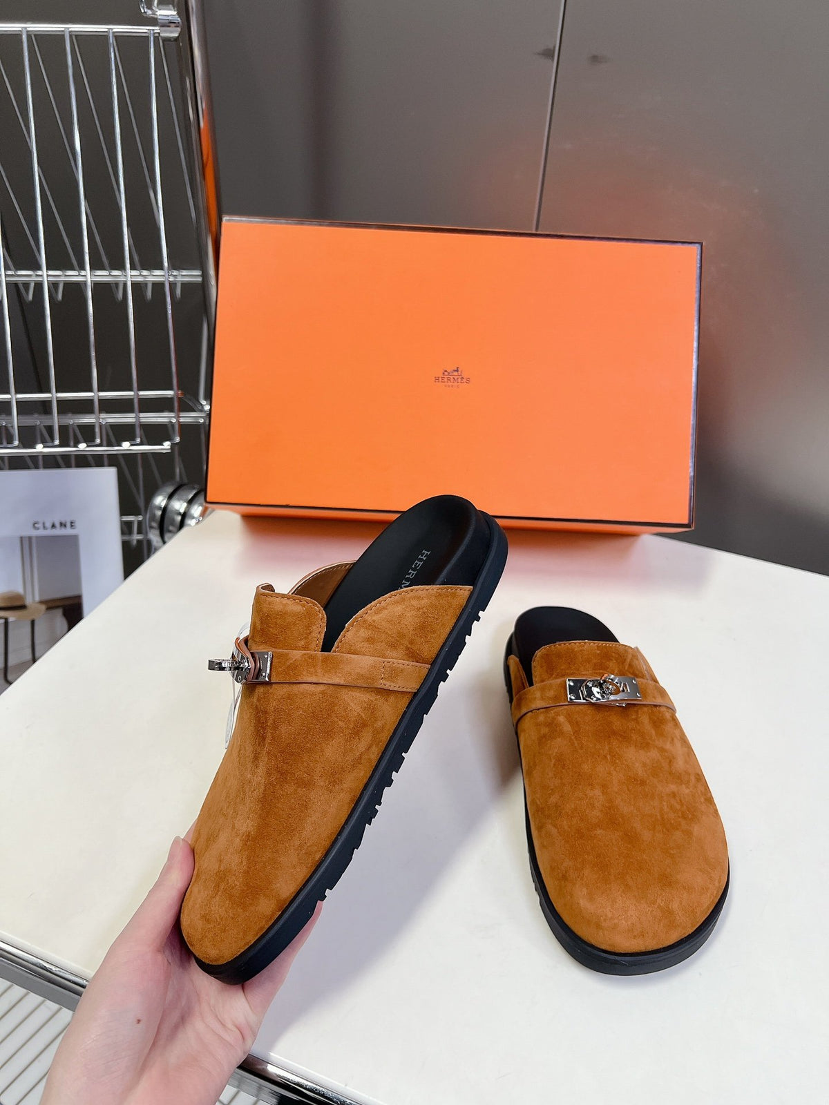 Hermes Women Designer Shoes 015