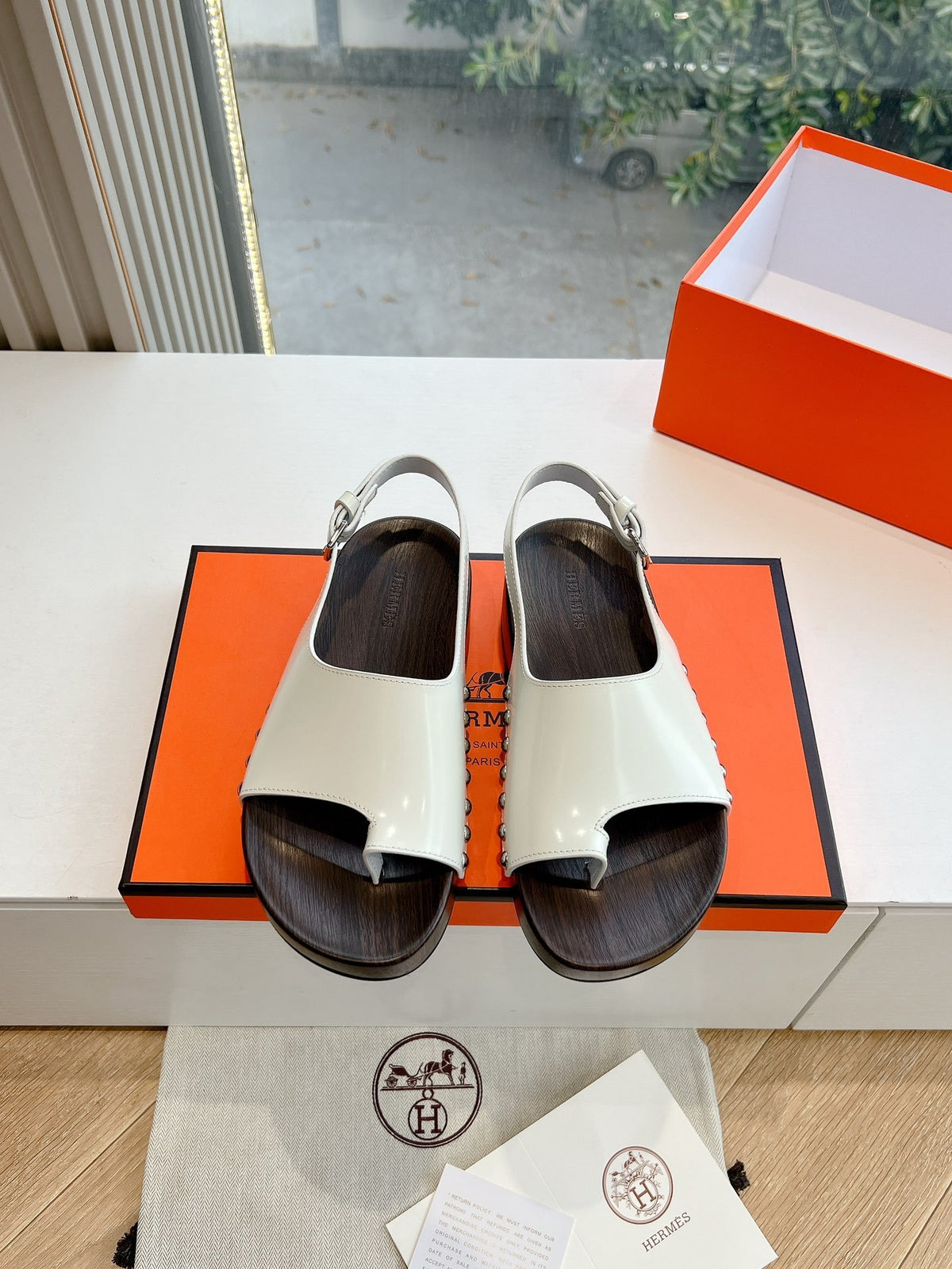 Hermes Women White Leather Wooden Sole Sandals