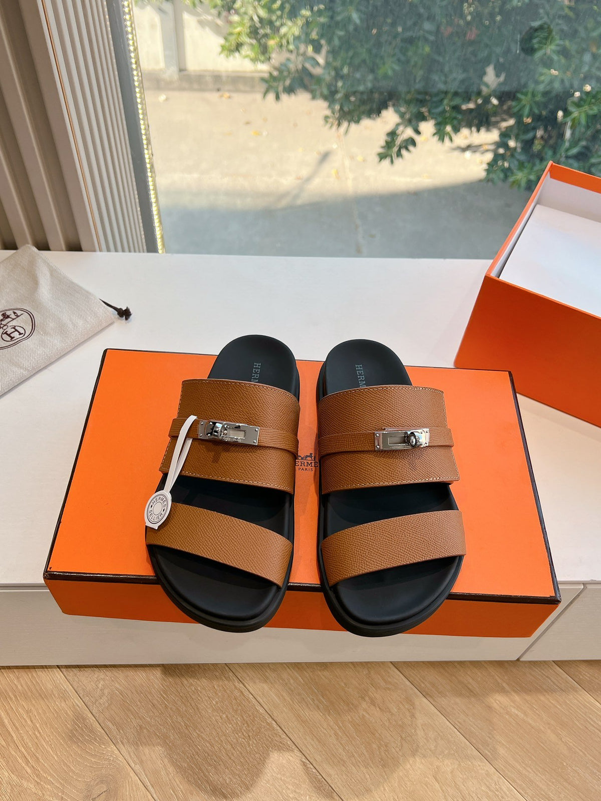 Hermes Women Brown Leather Straps Sandals