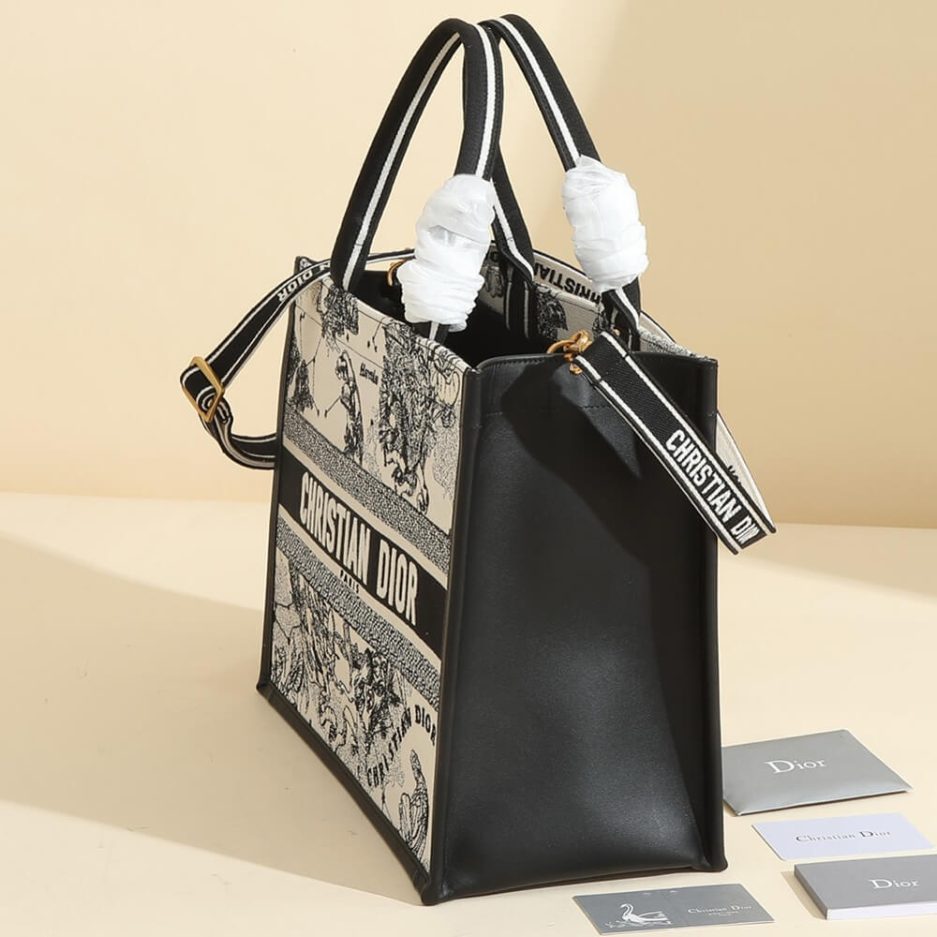 DIOR Medium Dior Book Tote