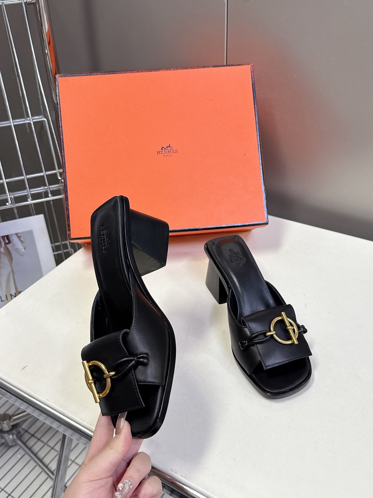 Hermes Women Black Leather Mules