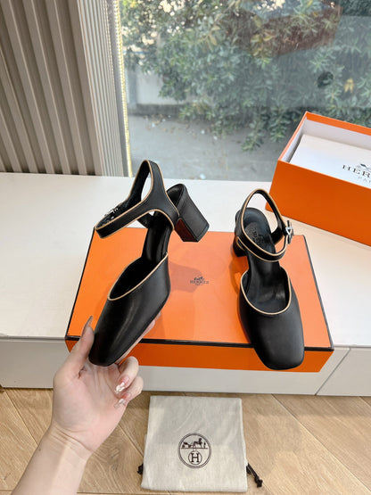 Hermes Women Black Leather Trimmed Heels