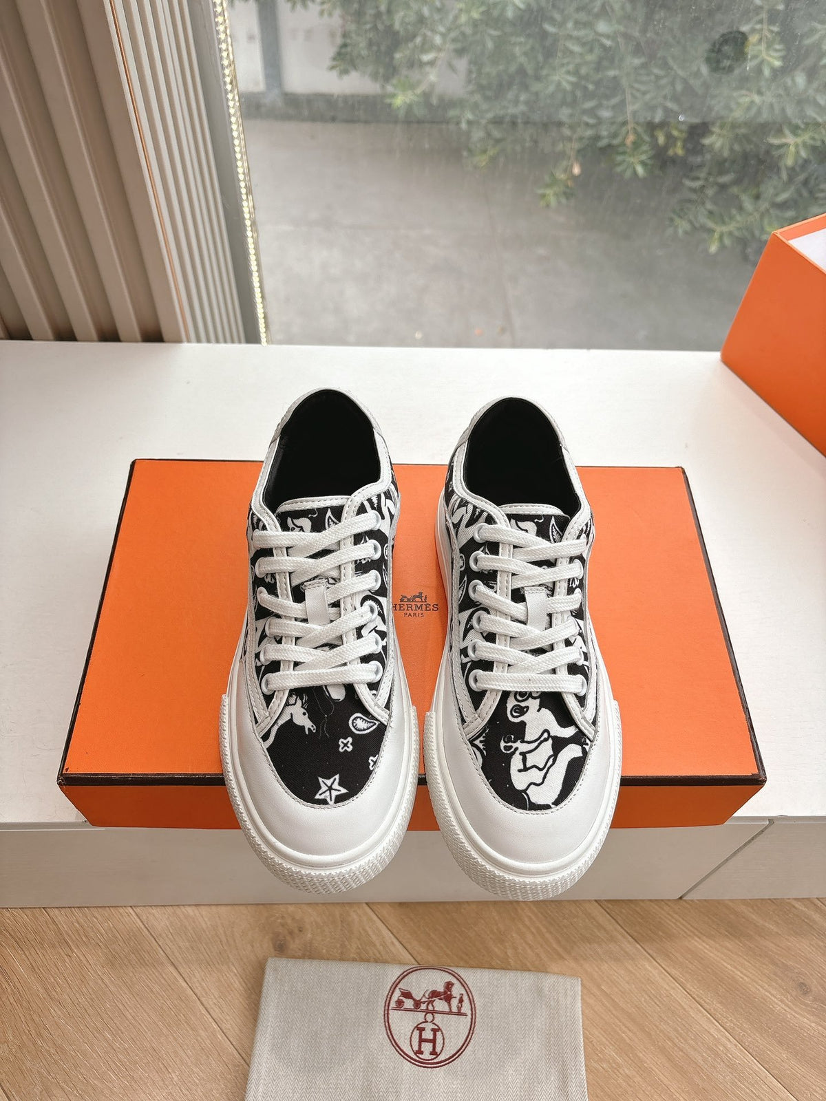 Hermes Women Black White Canvas Sneakers