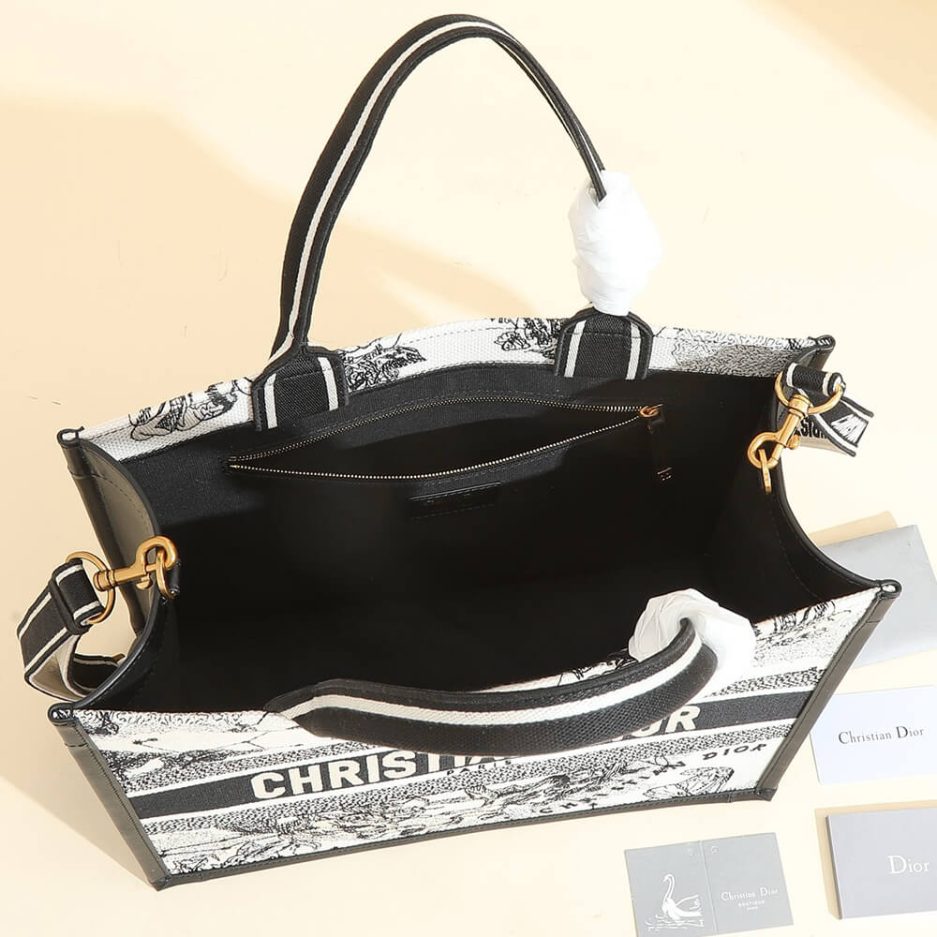 DIOR Medium Dior Book Tote
