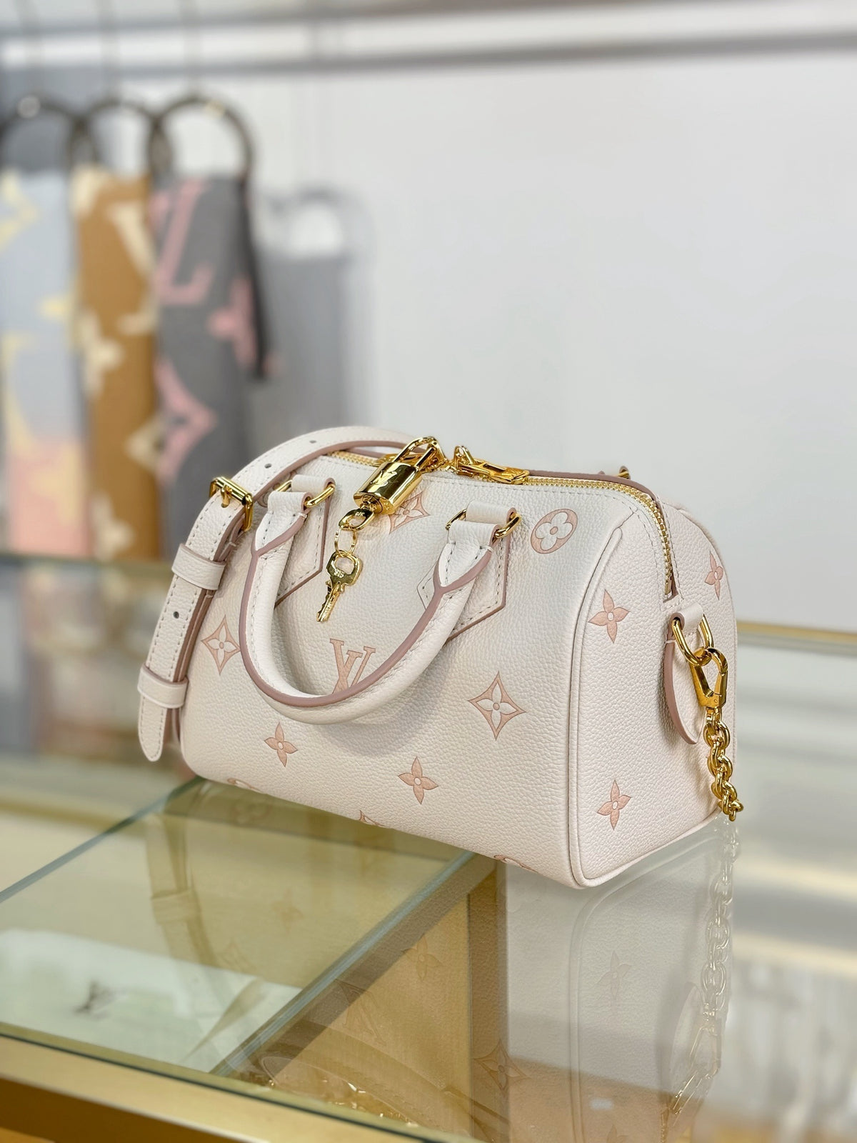 Louis Vuitton Monogram Empreinte Bicolor Speedy Bandoulière 20