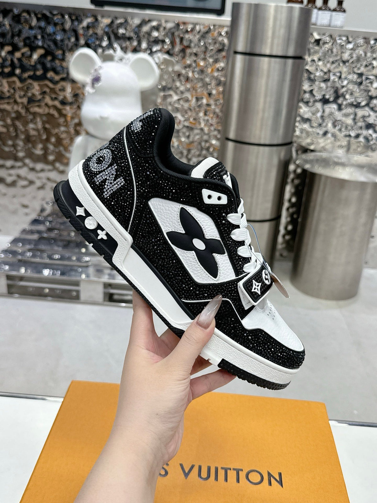 LV Women Black White Leather Sneakers
