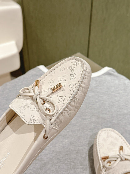 LV Women White Leather Mules