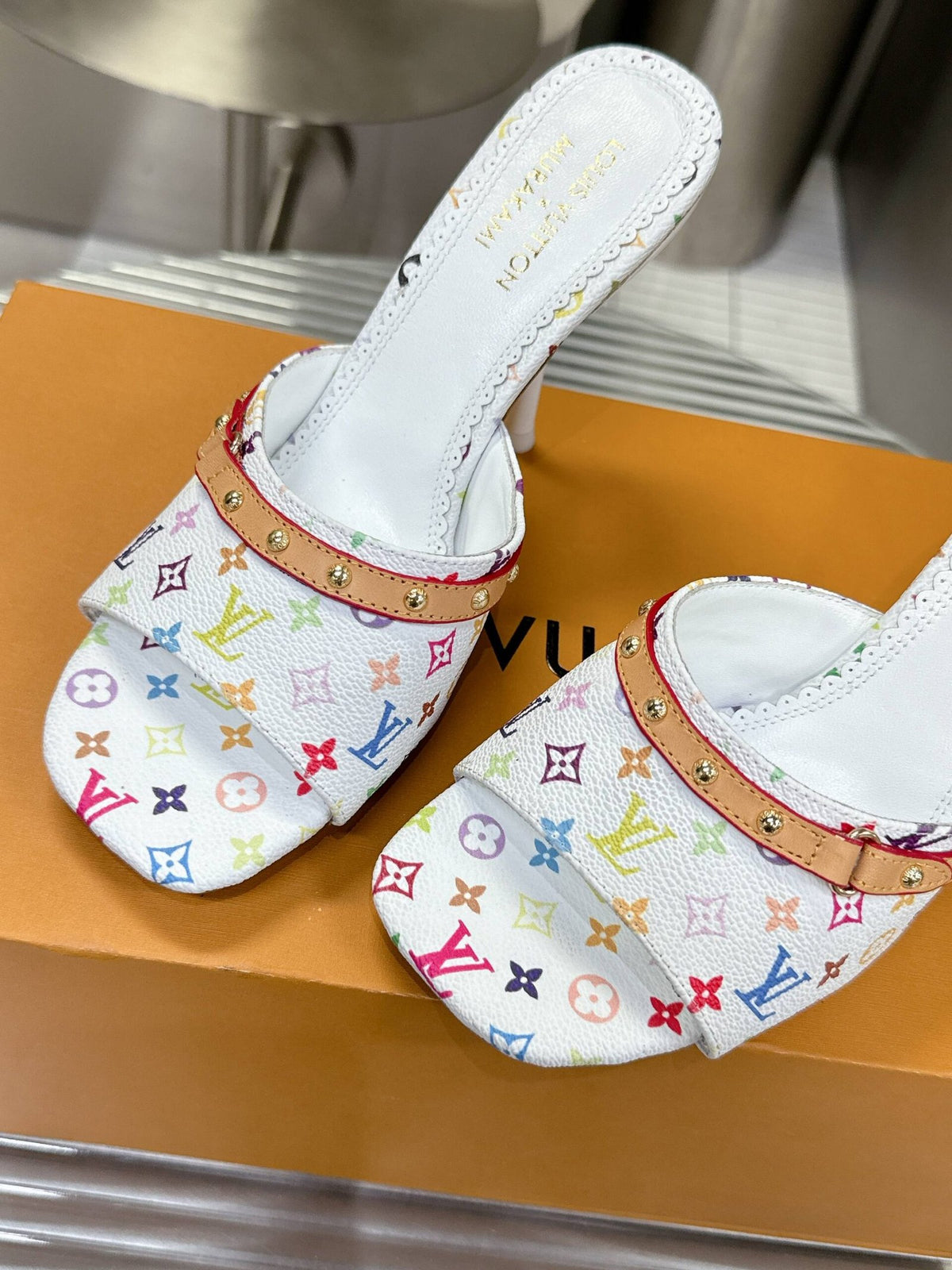 LV Women White Multicolor Printed Leather Mules