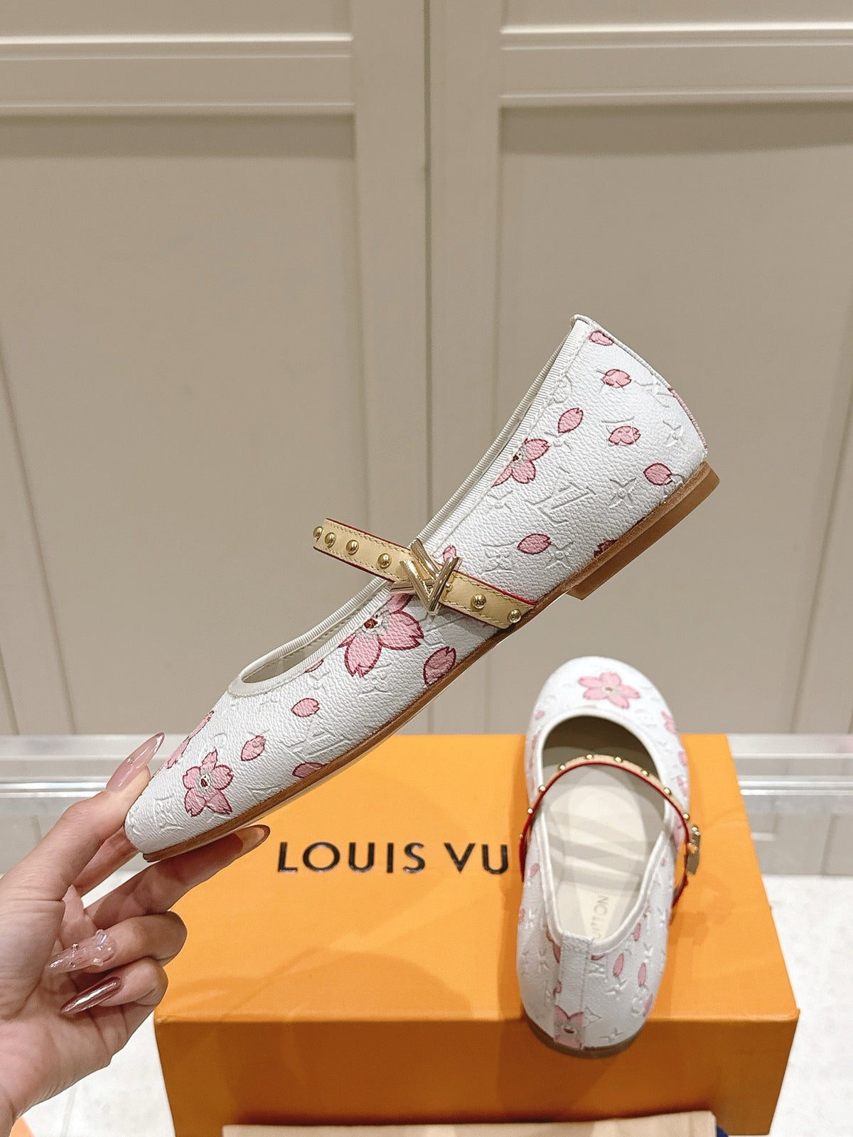 LV Women White Leather Pink Floral Mary Janes