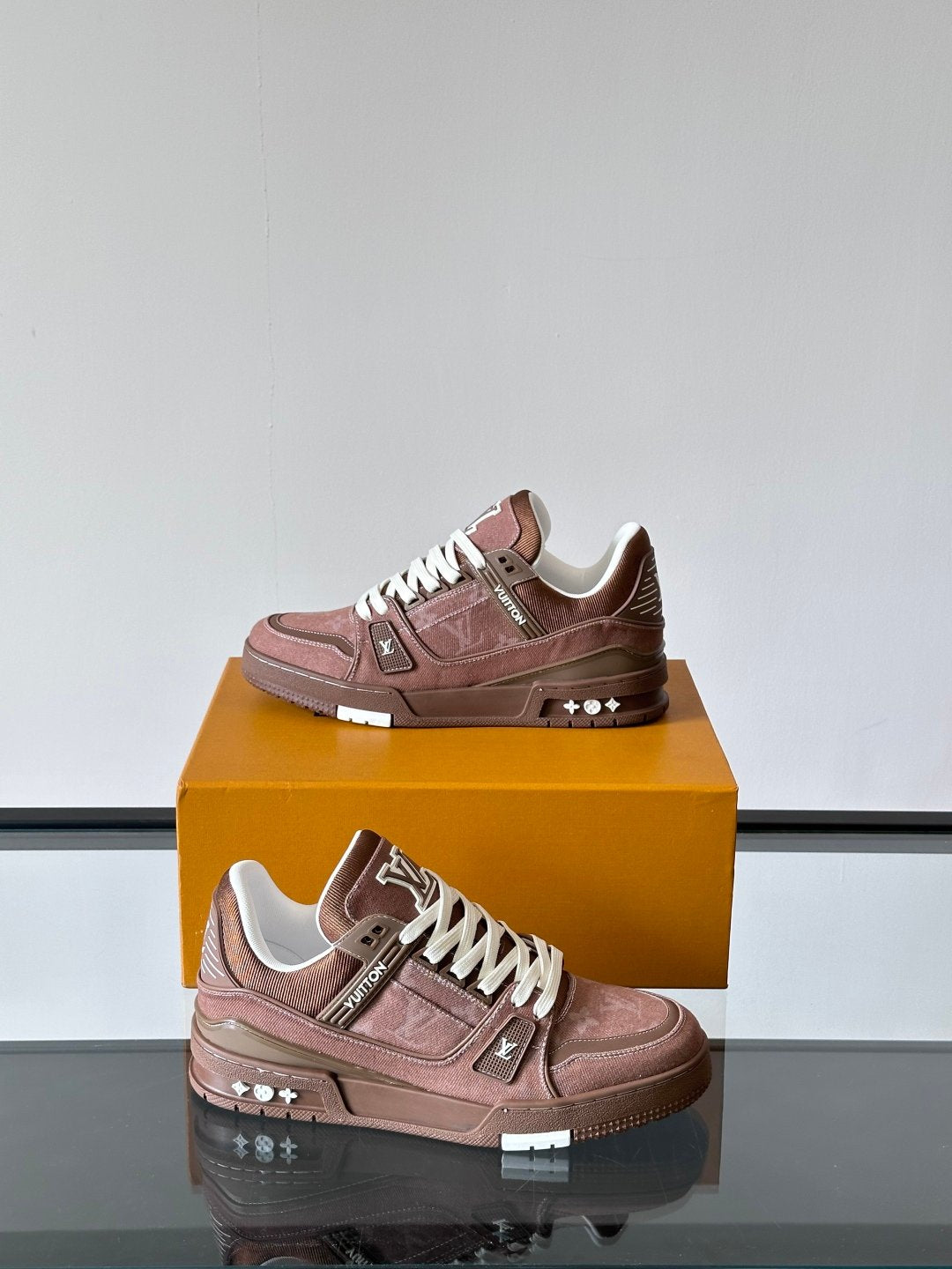 LV Men Brown Suede Leather Sneakers
