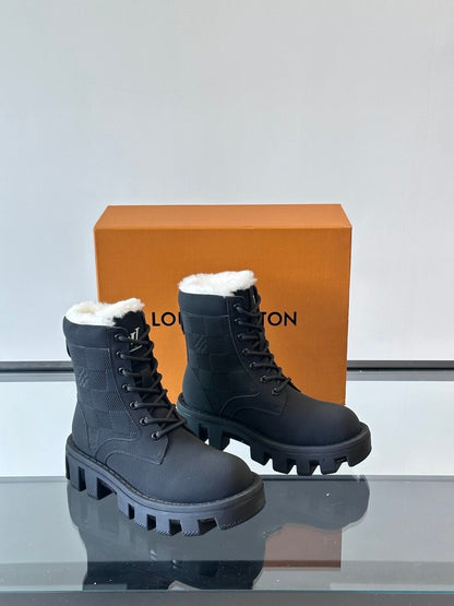 LV Men Black Leather Fur Lined Boots