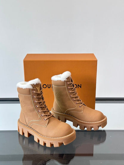 LV Men Tan Leather Fur-Lined Boots