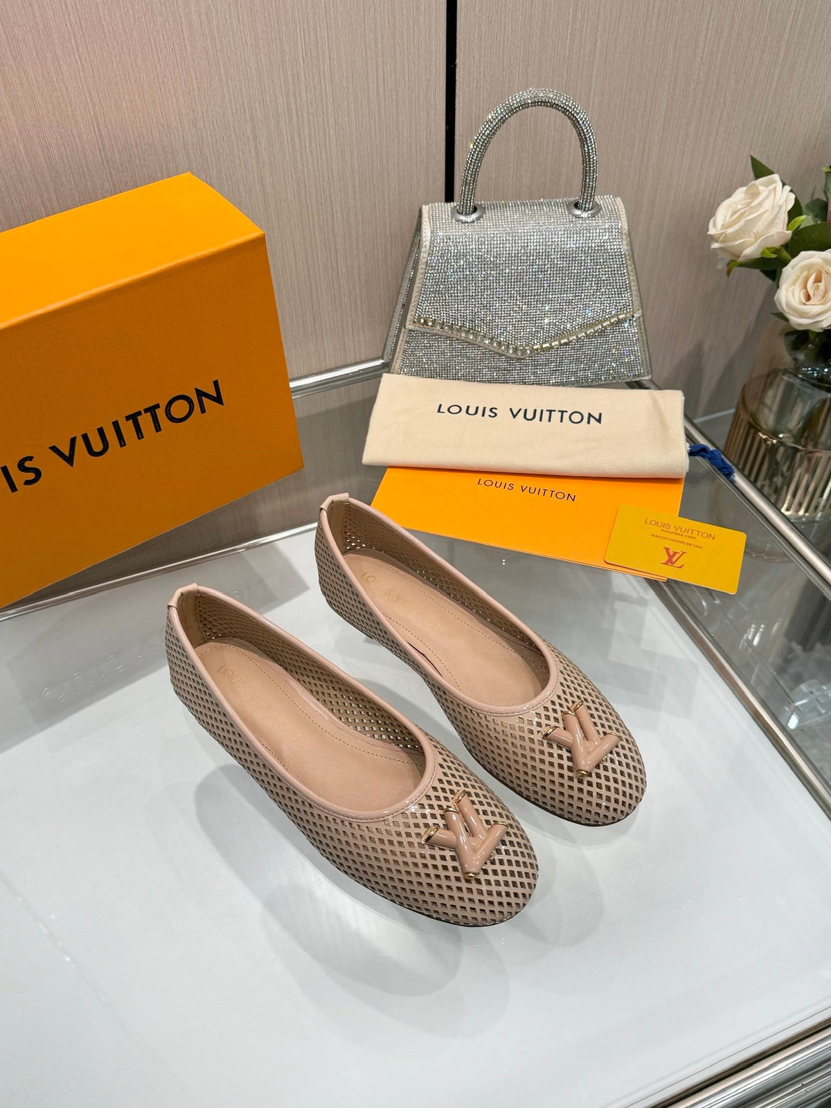 LV Women Beige Patent Leather Ballet Flats