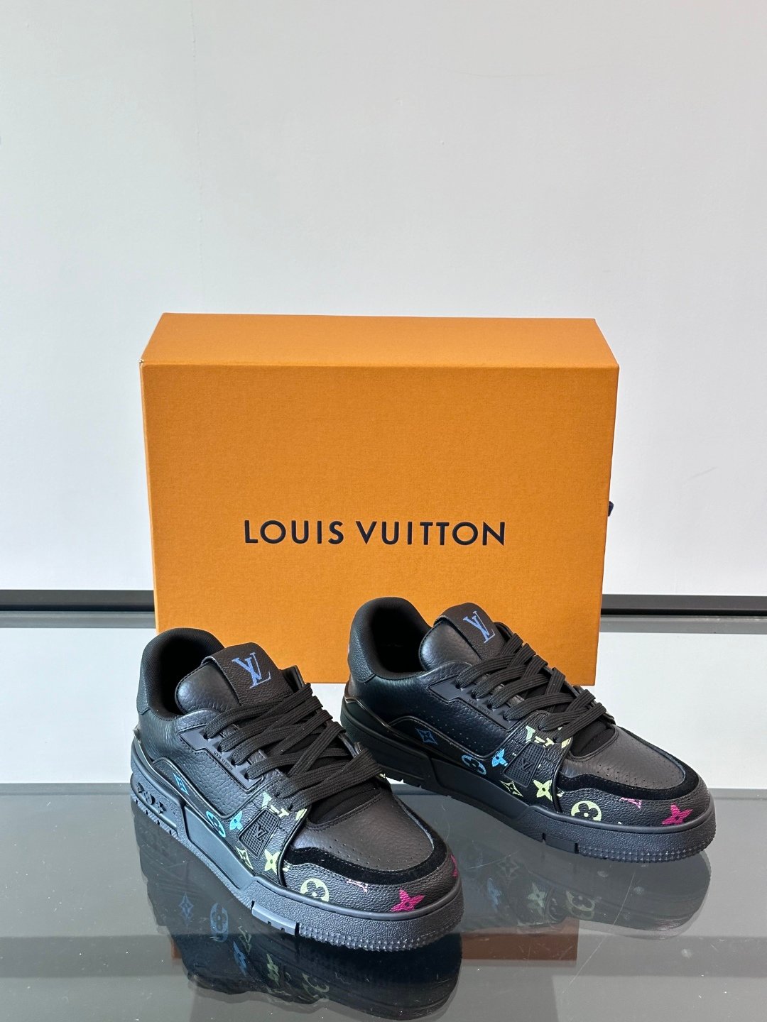 LV Men Black Leather Sneakers With Multicolor Accents