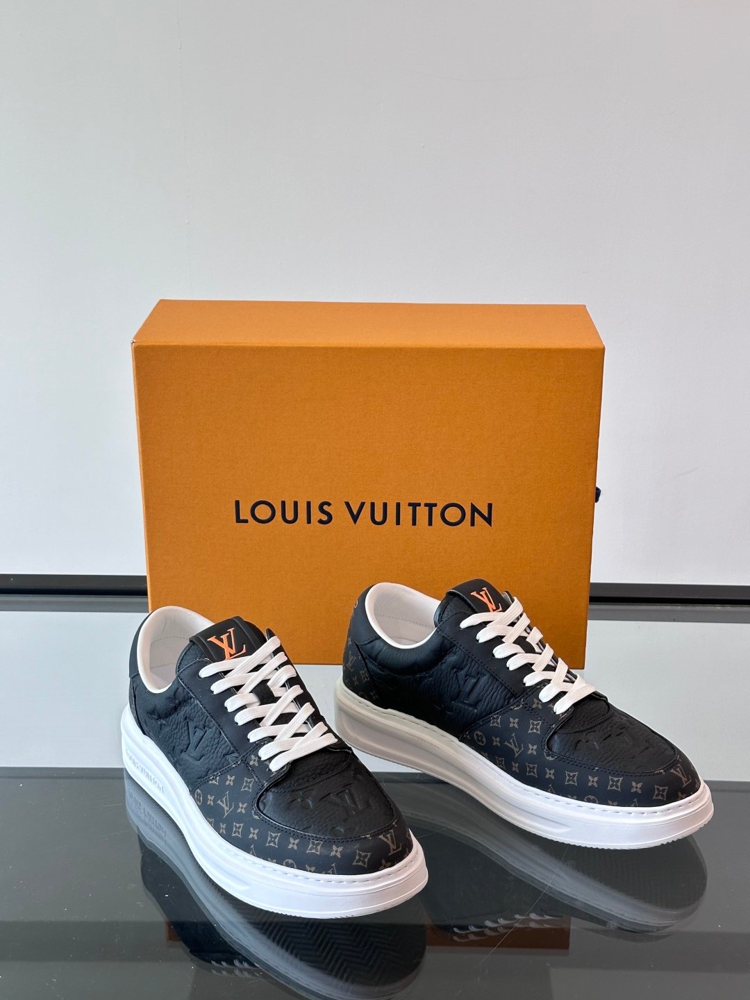 LV Men Black Leather Sneakers