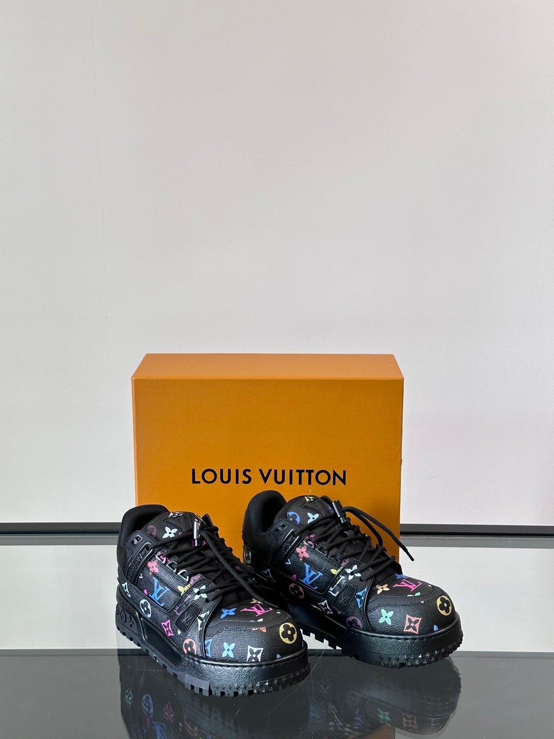 LV Men Black Leather Multicolor Logo Sneakers