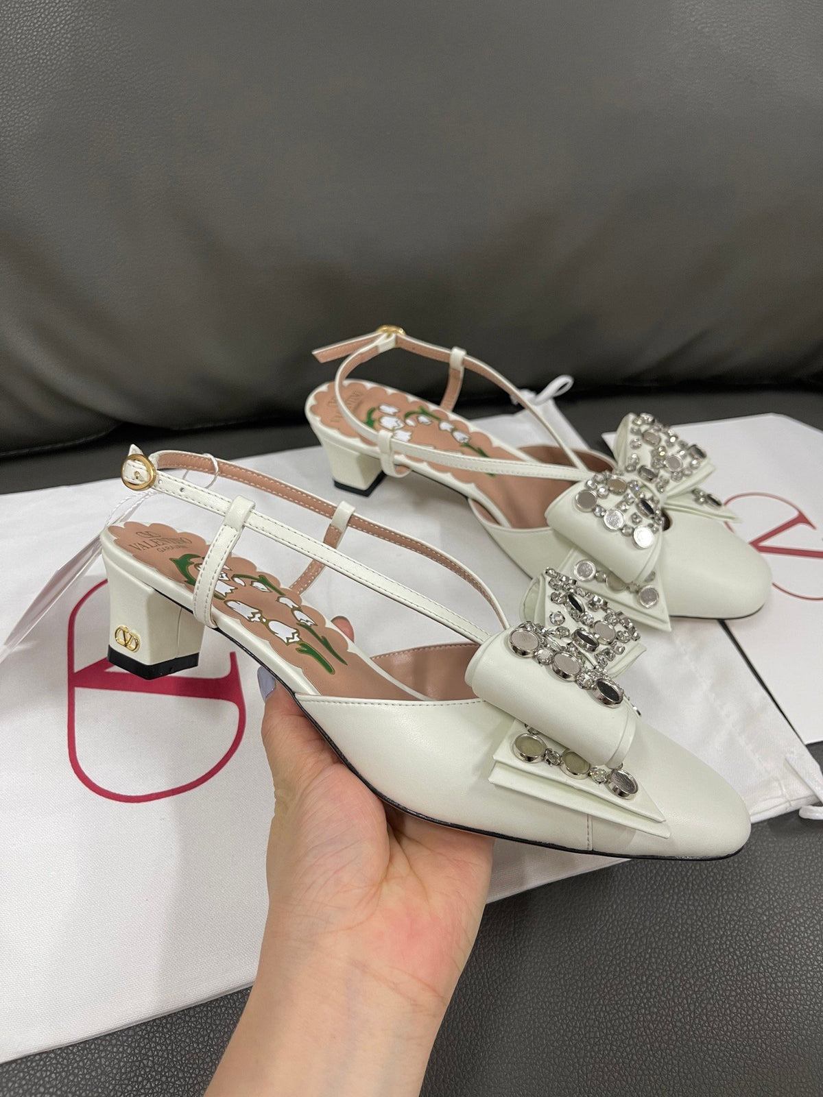 Valentino Women White Leather Bow Embellished Flats