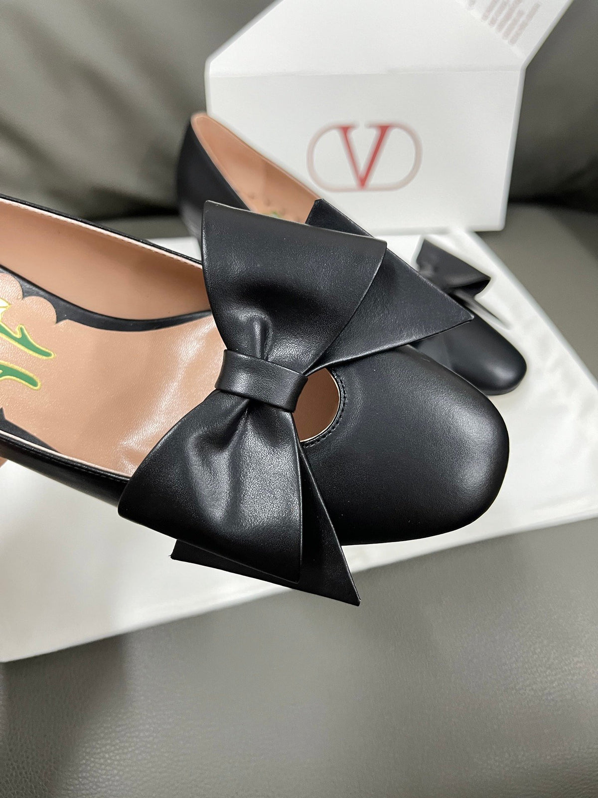 Valentino Women Black Leather Bow Detail Flats