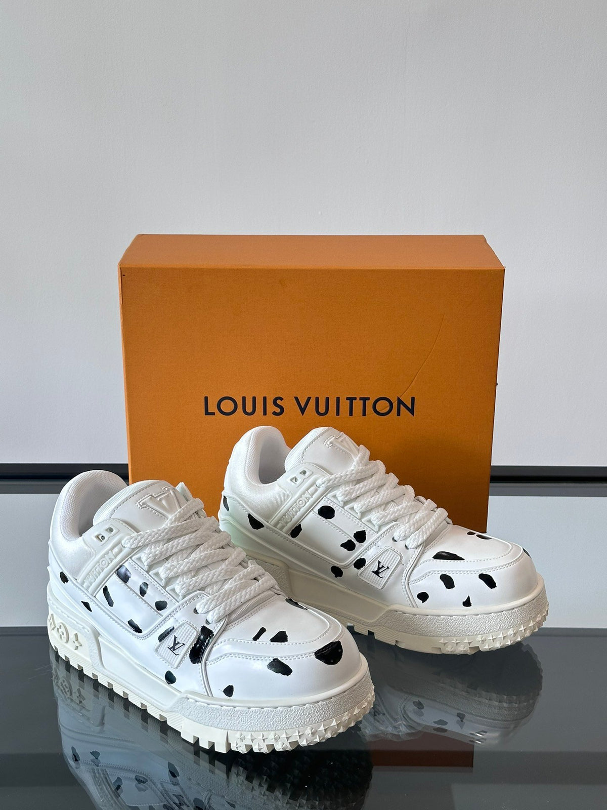 LV Men White Leather Black Spot Sneakers