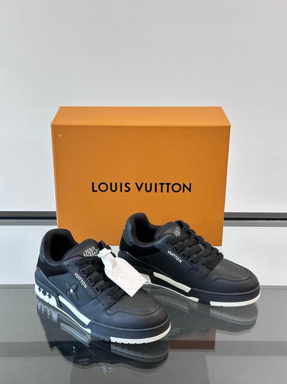 LV Men Black Leather Sneakers