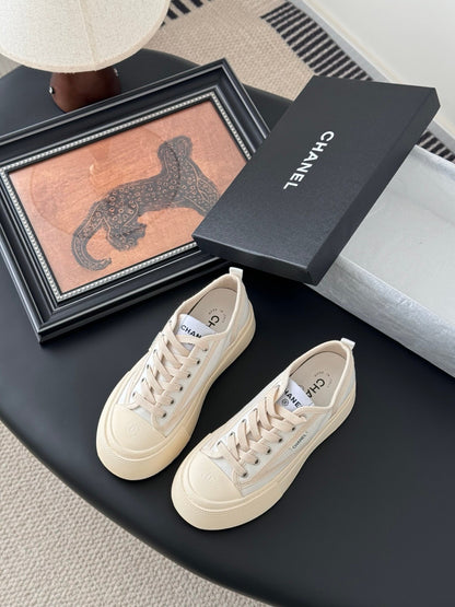 Chanel Women Beige Canvas And Rubber Sneakers