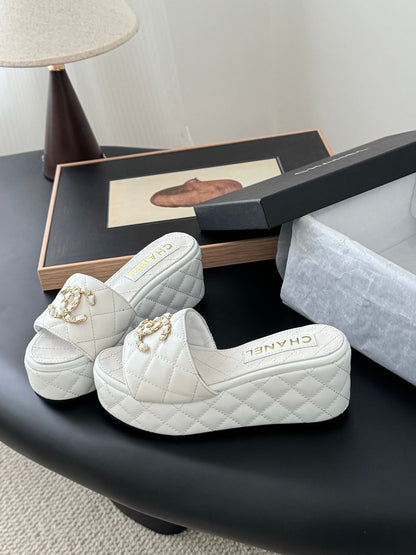 Chanel Women White Quilted Leather Slides