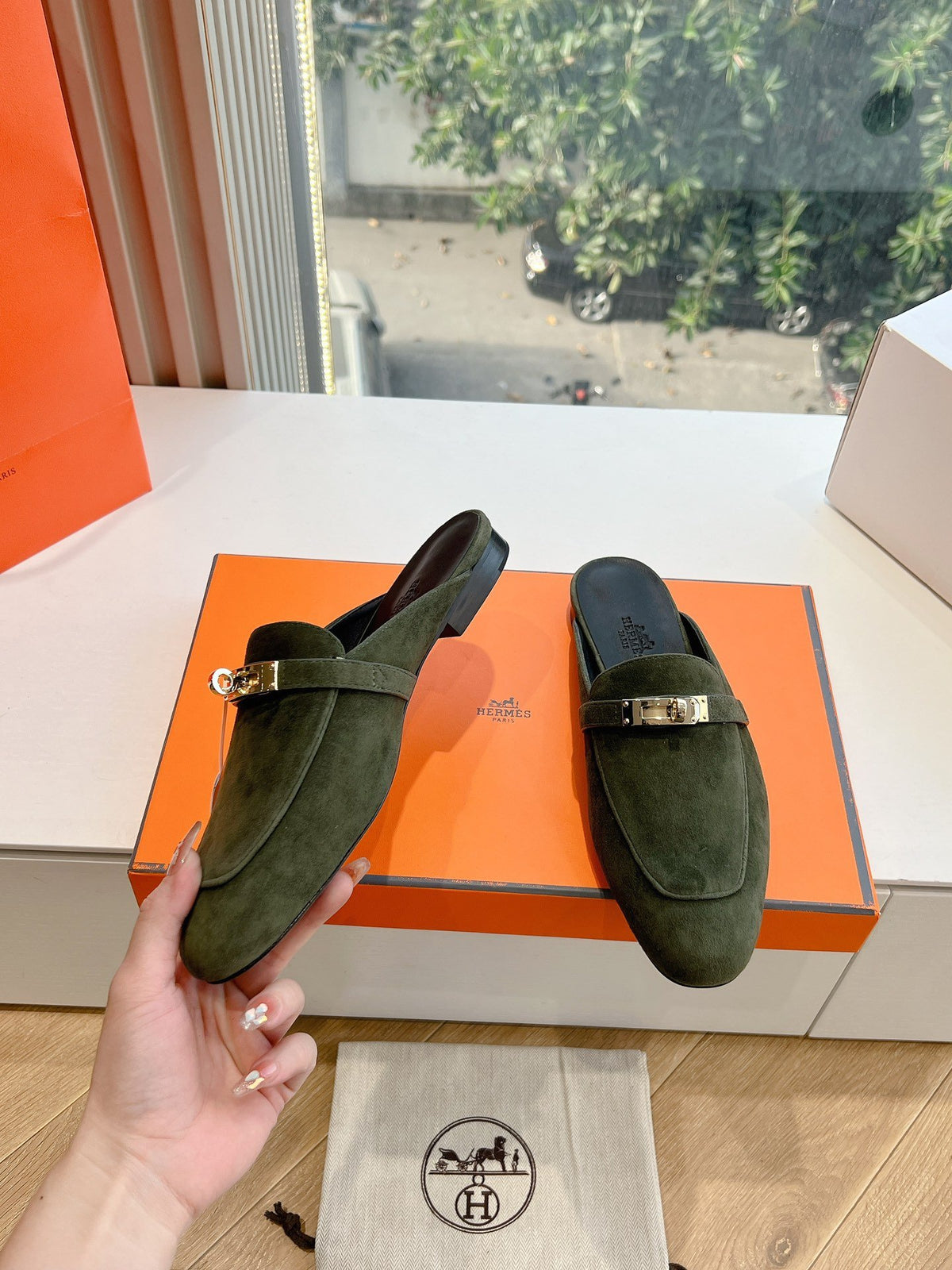 Hermes Women Green Suede Mules
