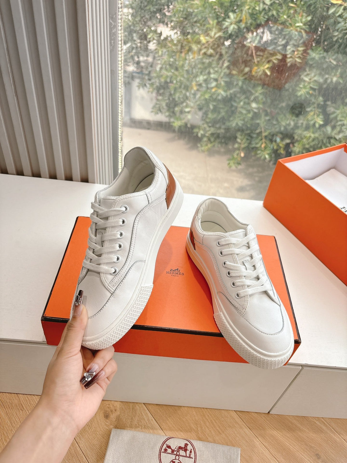 Hermes Women White Leather Sneakers