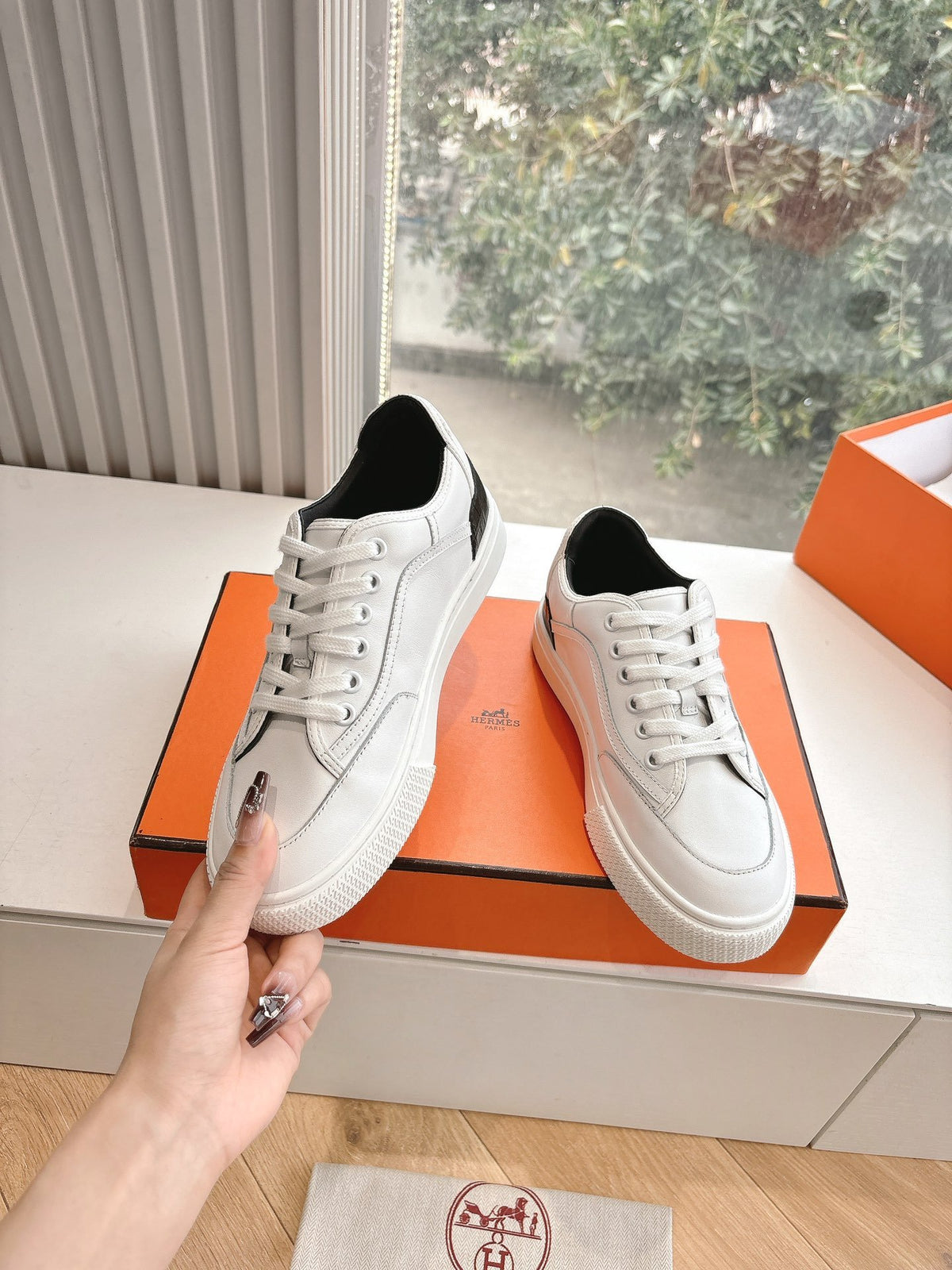 Hermes Women White Leather Sneakers