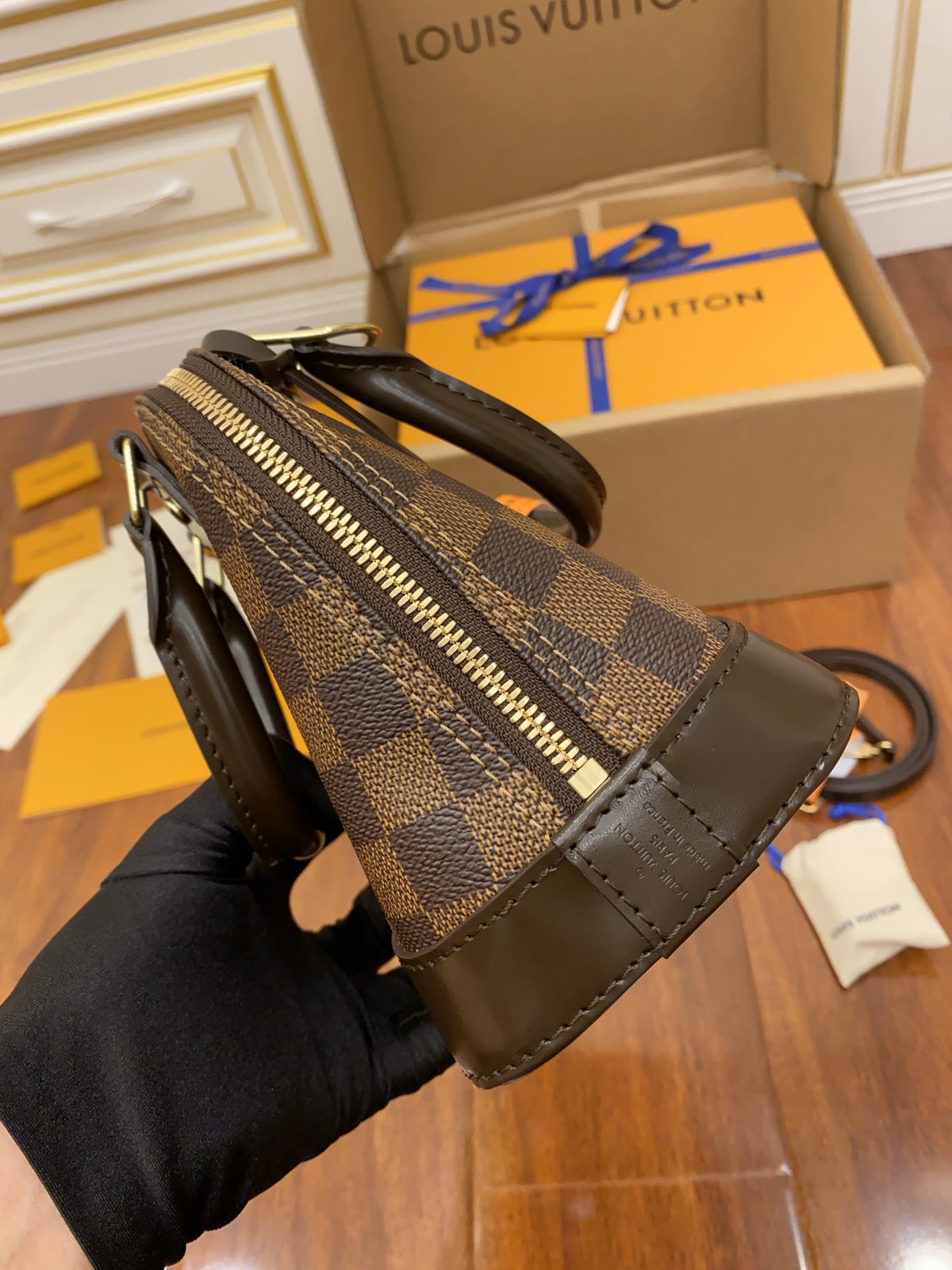 LOUIS VUITTON ALMA BB