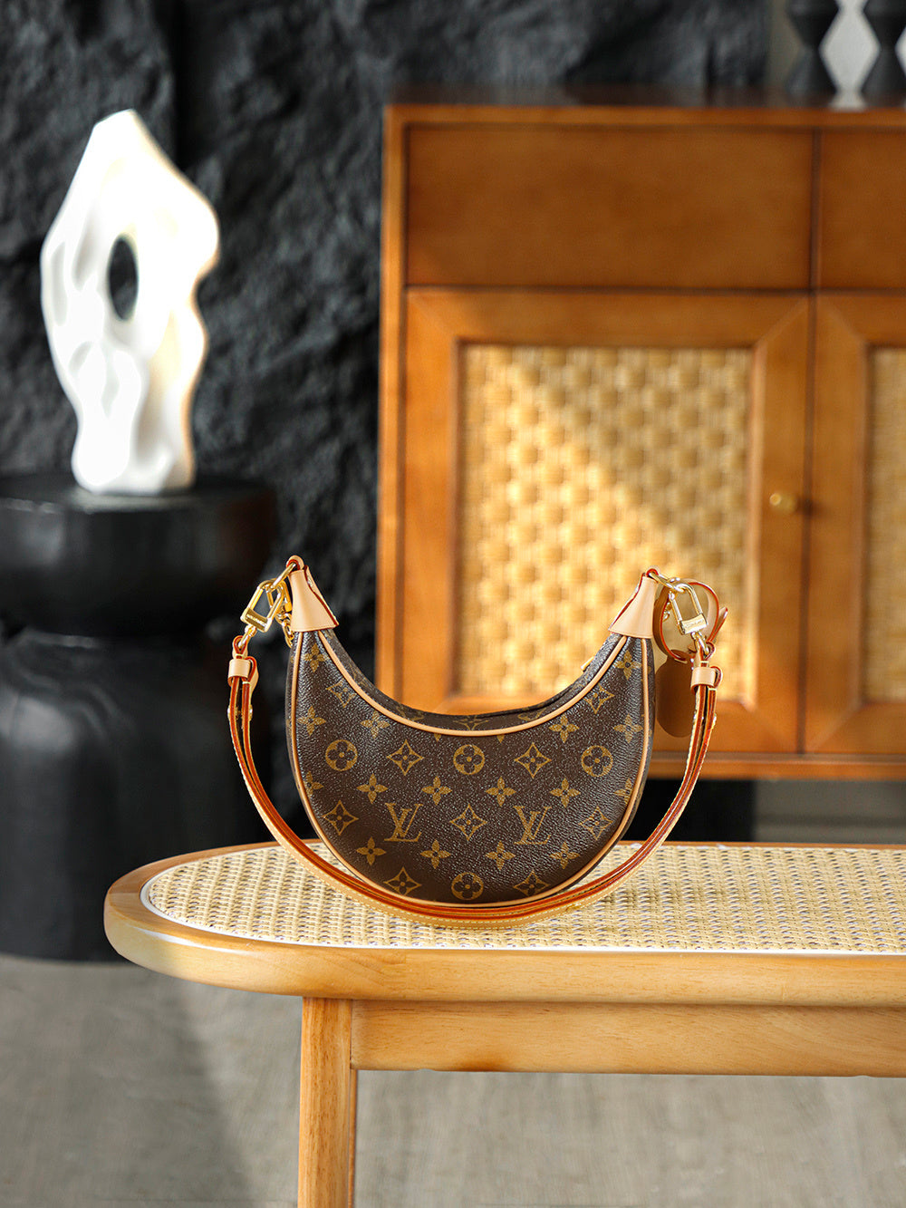 Louis Vuitton Loop bag in Monogram canvas