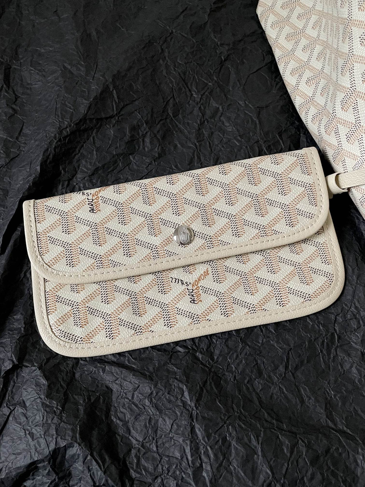 GOYARD Goyardine Saint Louis Claire Voie GM White Yellow