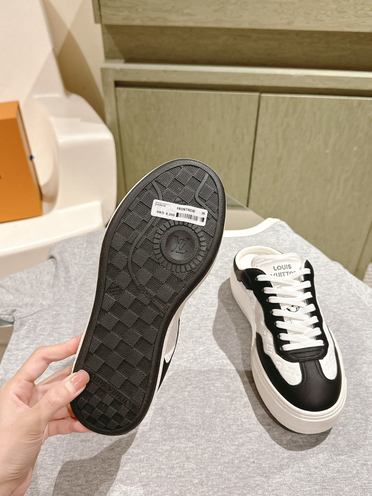 LV Women Black White Leather Sneakers