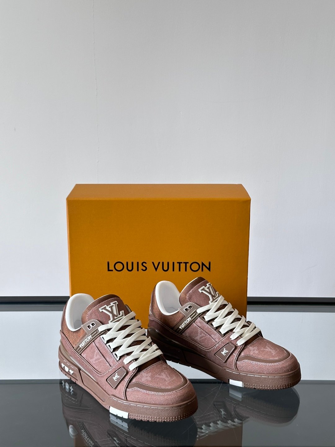 LV Men Brown Suede Leather Sneakers
