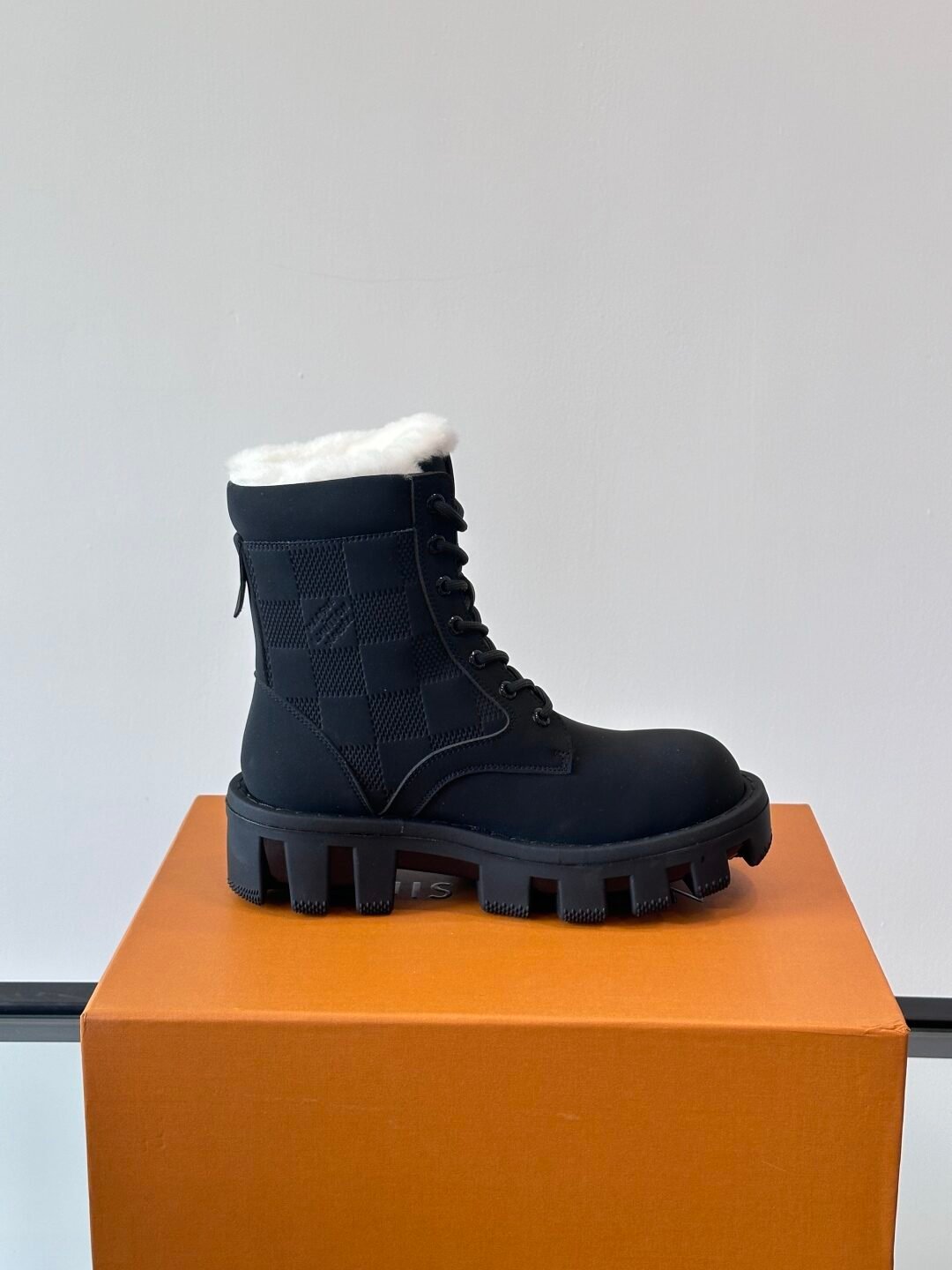 LV Men Black Leather Fur Lined Boots