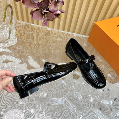 LV Women Black Patent Leather Loafers