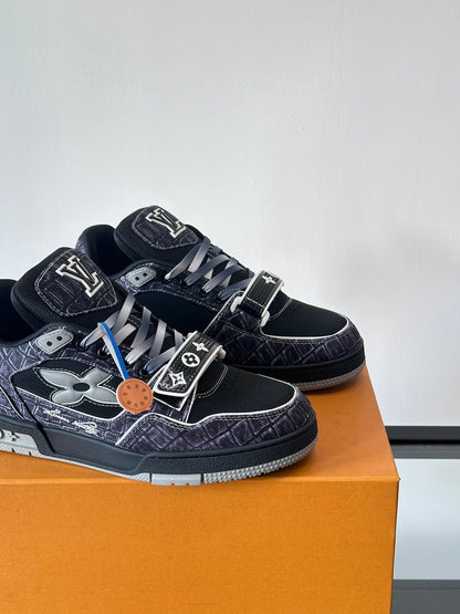 LV Men Black Fabric Sneakers