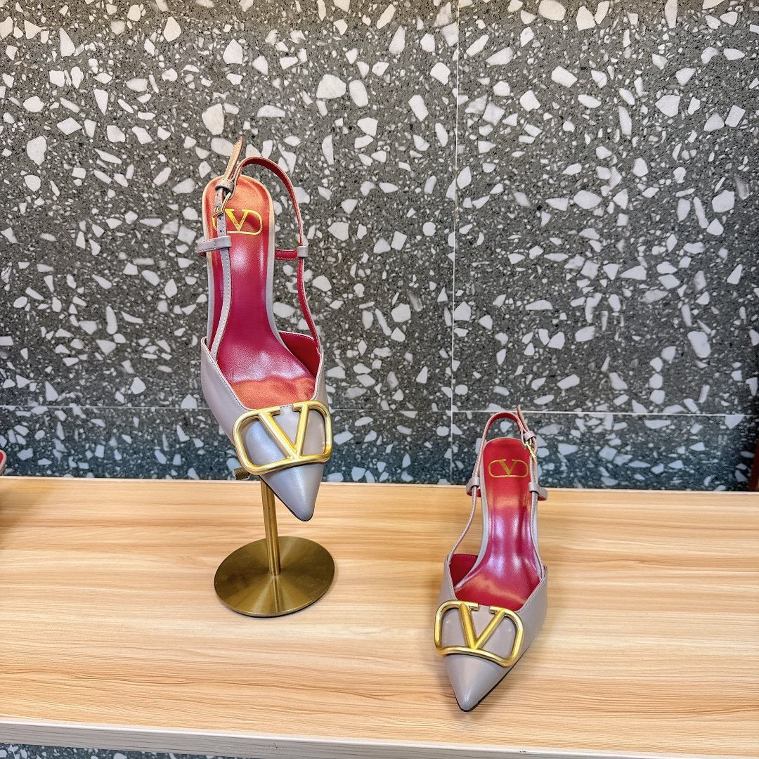 Valentino Women Beige Leather Pointed Pumps