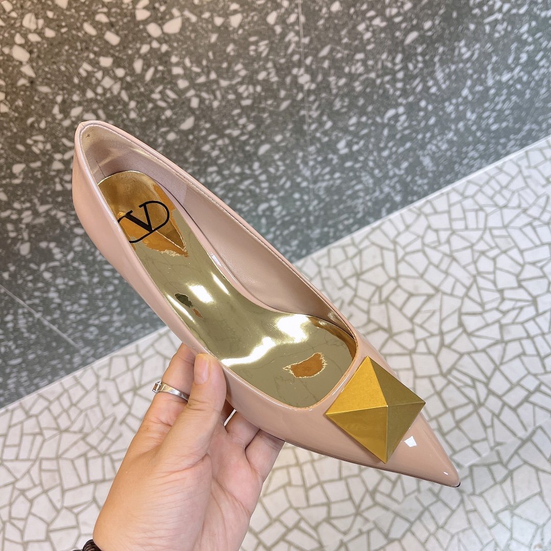 Valentino Women Nude Patent Leather Heels