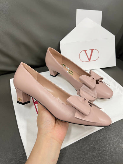 Valentino Women Pink Leather Bow Detail Flats