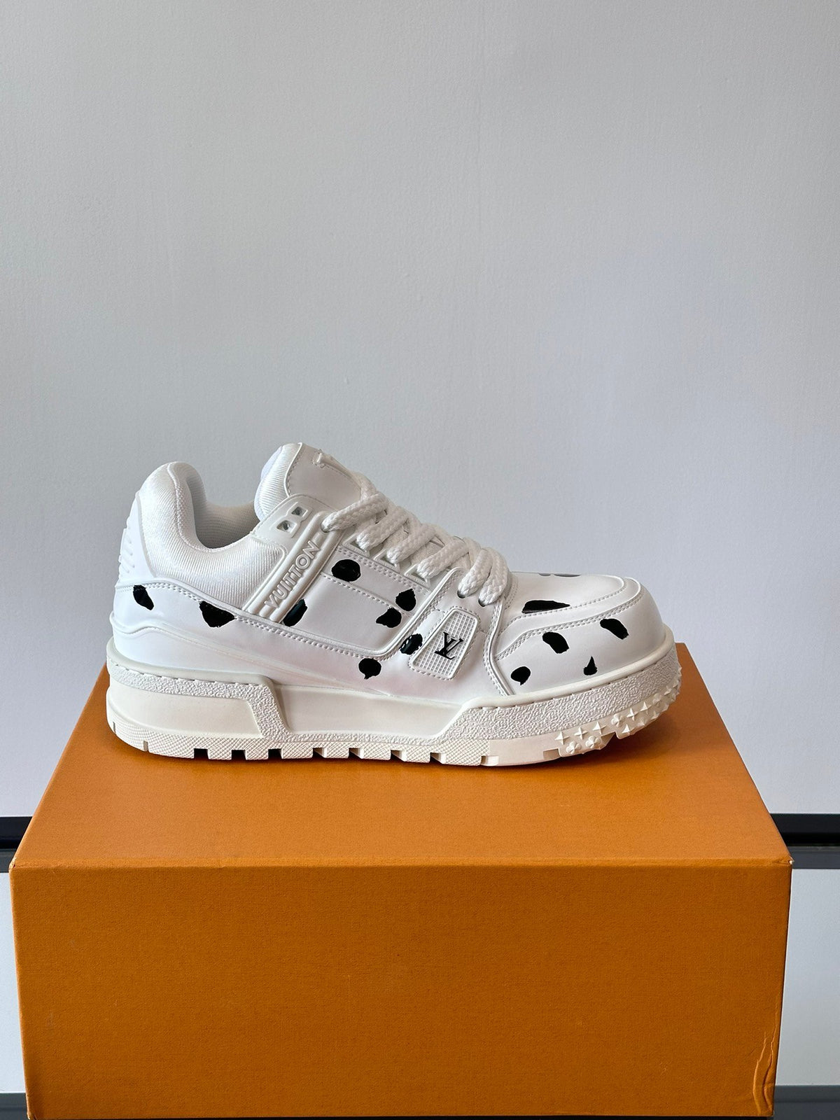 LV Men White Leather Black Spot Sneakers