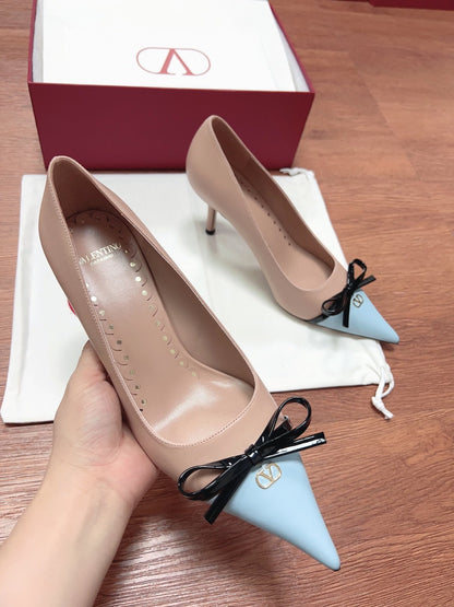Valentino Women Beige Leather Blue Bow Detail Pumps