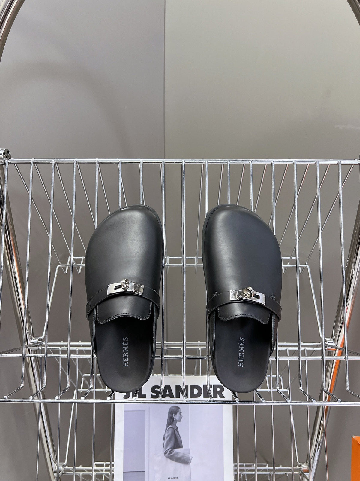 Hermes Women Black Leather Mules